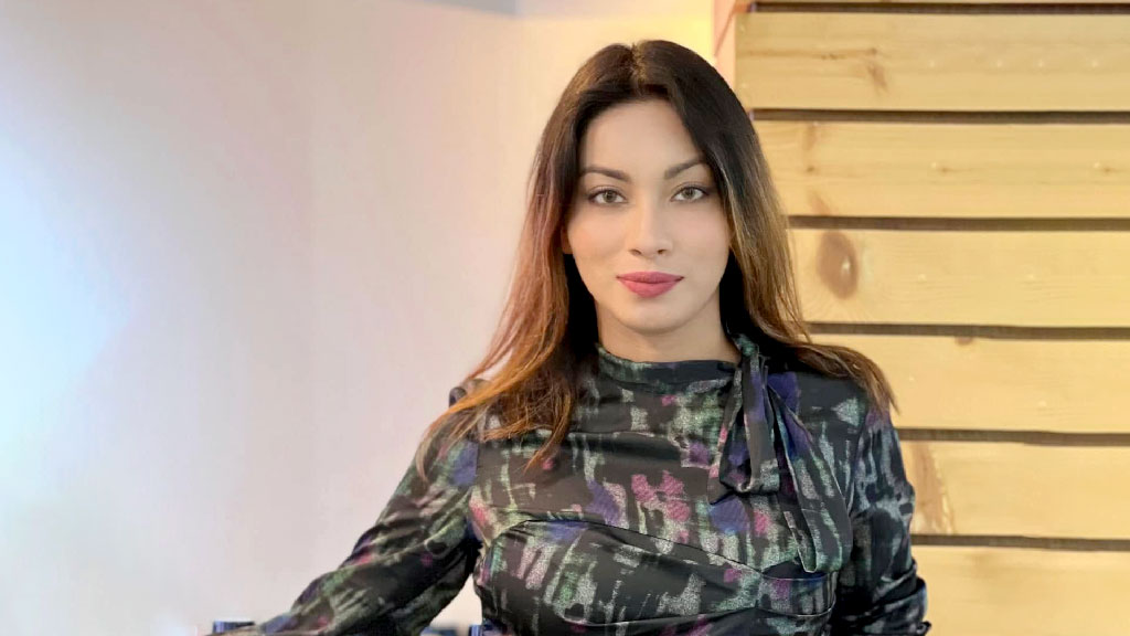 প্রতারণার মামলায় মডেল মেঘনা আলম গ্রেফতার