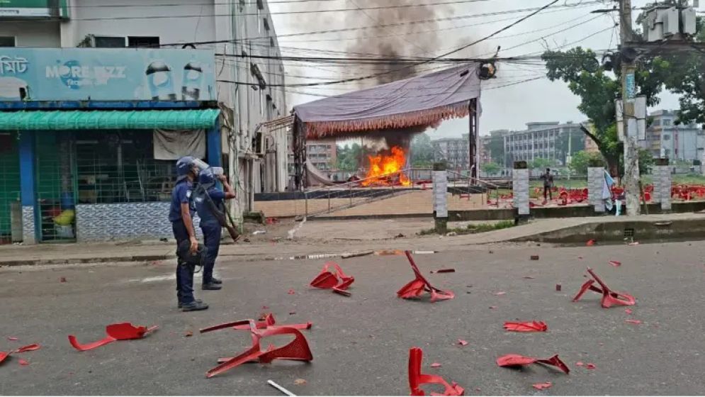 গোপালগঞ্জ রণক্ষেত্র : ১৪৪ ধারা জারি