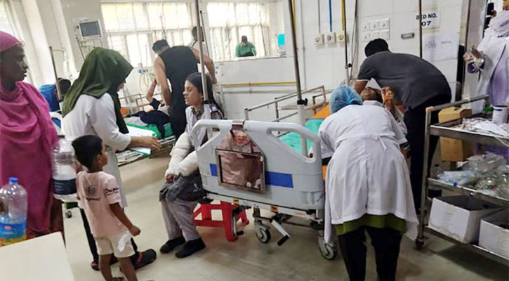 বিমান দুর্ঘটনায় আহতদের চিকিৎসায় ঢাকায় আসছে চীনের বিশেষজ্ঞ দল