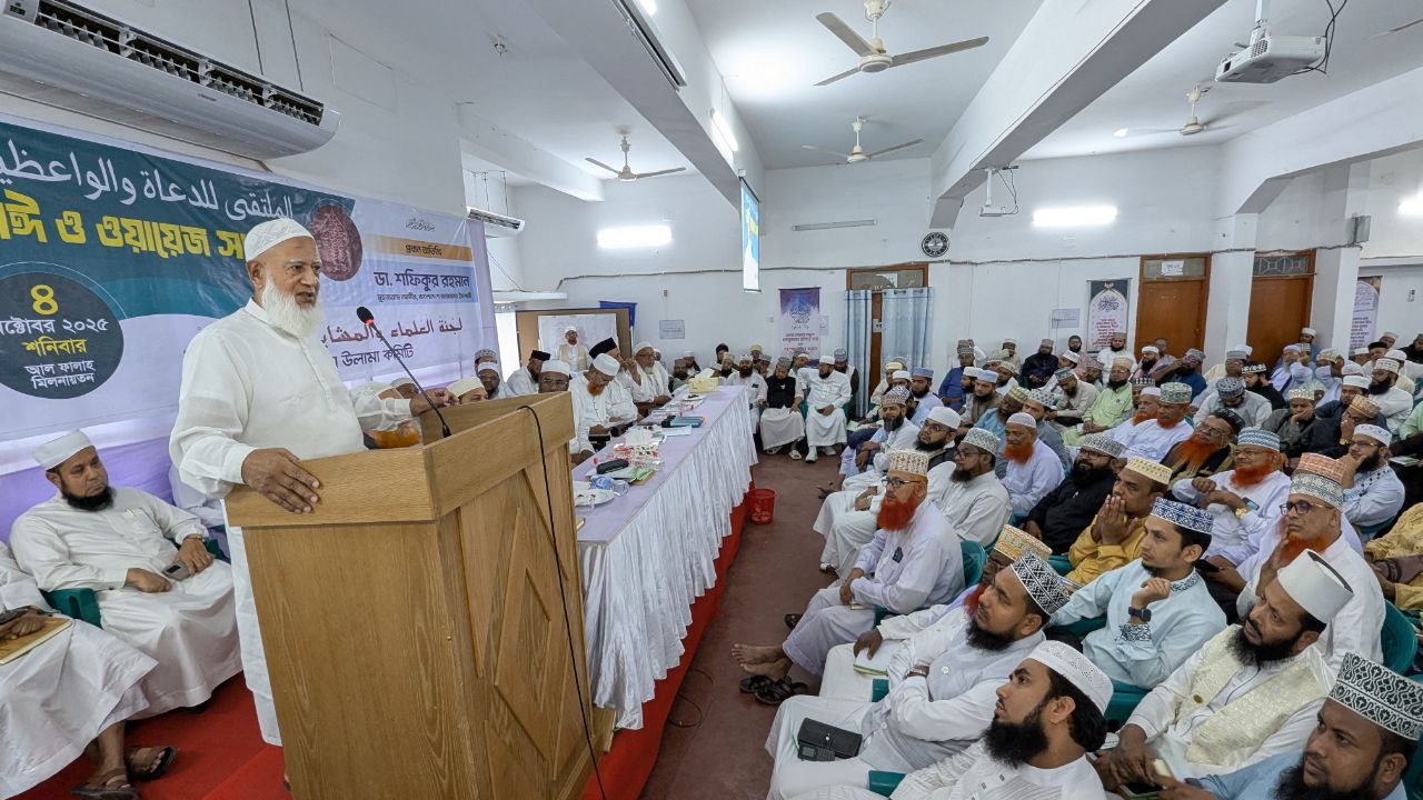 যারা মসজিদে নামাজে নেতৃত্ব দেন তাদের ভালো কাজেও নেতৃত্ব দিতে হবে