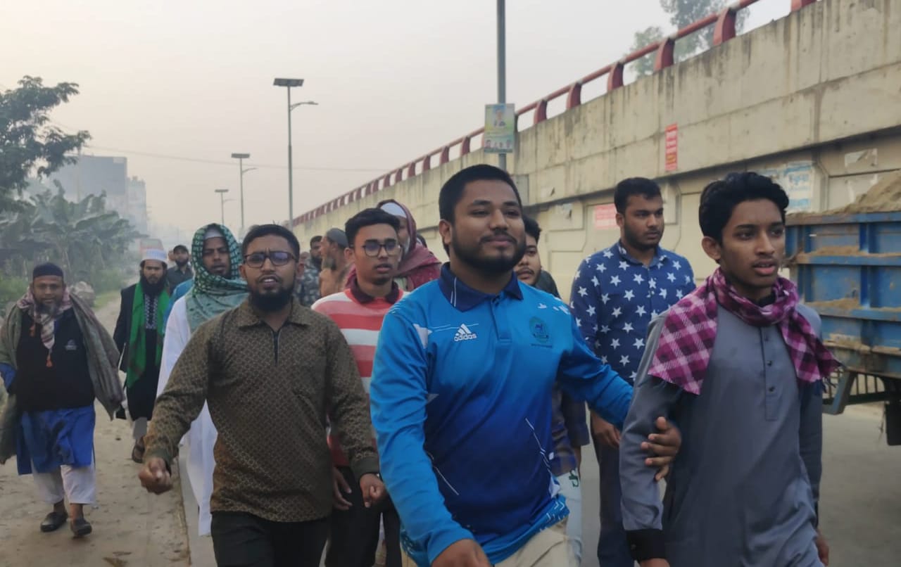 শিবগঞ্জে জামায়াত শিবিরের বিক্ষোভ মিছিল ও অবস্থান কর্মসূচি