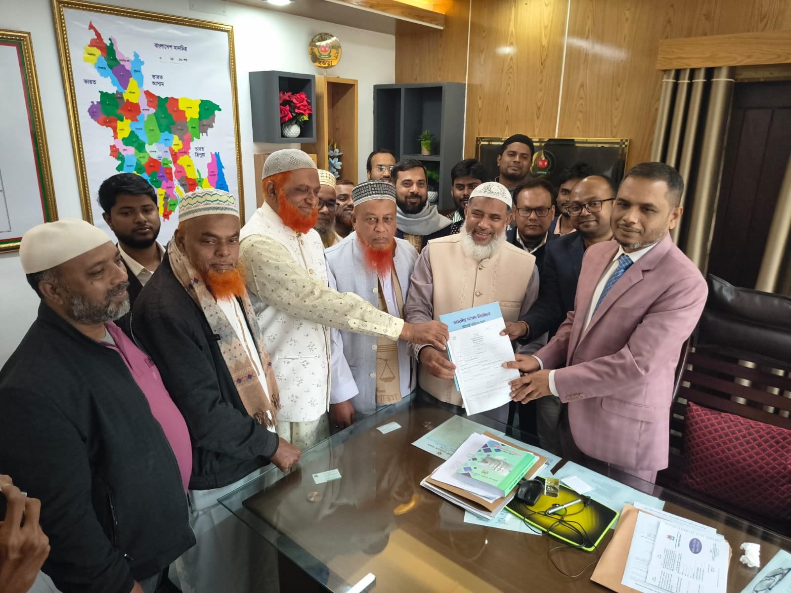 বগুড়া-৬ আসনে জামায়াত প্রার্থীর মনোনয়নপত্র উত্তোলন