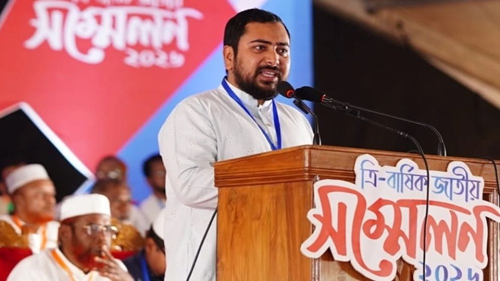 ক্ষমতার স্বাদ পেয়ে জনগণের কথা ভুলে গেছে বিএনপি: নাহিদ ইসলাম