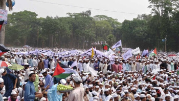 আওয়ামীলীগ নিষিদ্ধসহ ১২ দফা দাবী হেফাজতের